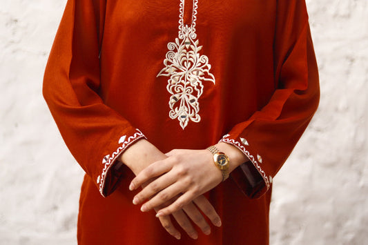 Mirror Embroidered Kurta